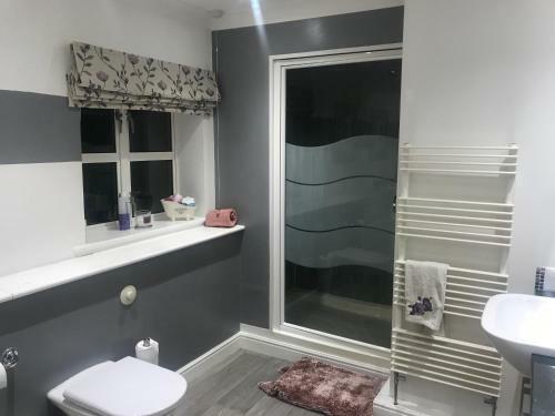The Master Suite, Enjoy The Countryside In Style