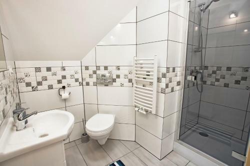 Hostal Tojemoje