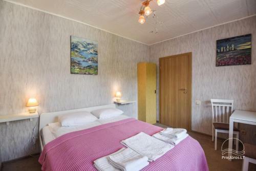 Hostal Forest