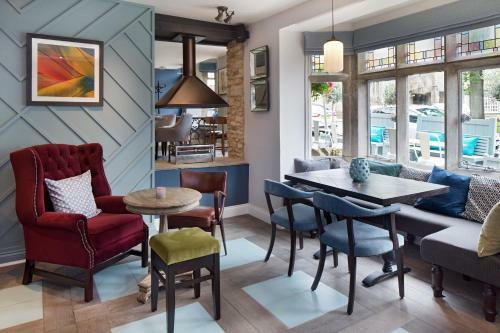 Grapevine Hotel