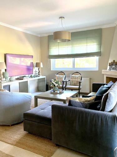 Marousi Boutique Apartment