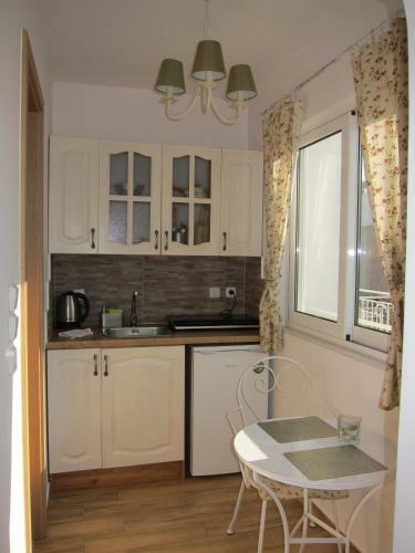 Apartment "happiness" Near Metro And Center