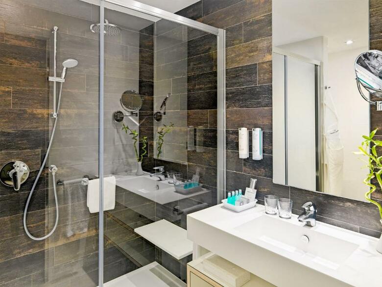 Hotel Col�n Guanahan� Adults Only