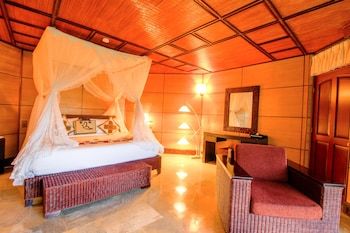 Hotel Kupu Kupu Barong Villas & Tree Spa