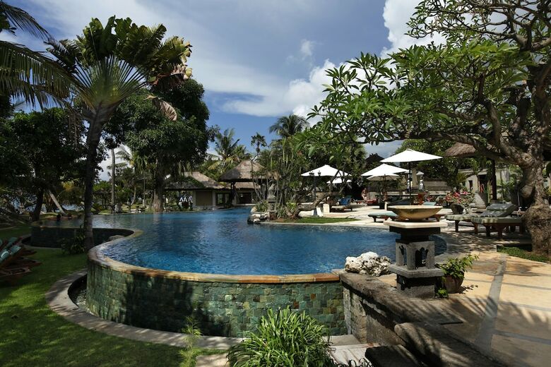 Hotel Puri Bagus Lovina
