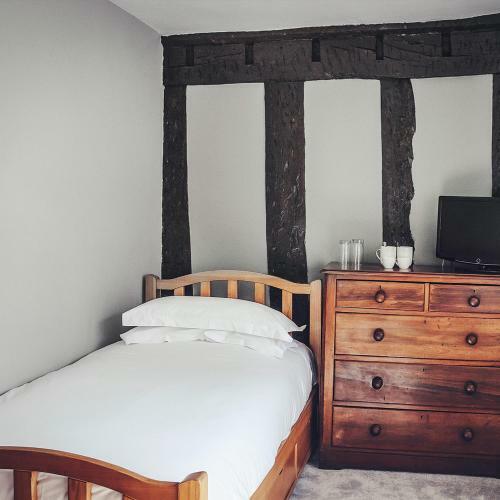 Hostal Bridgehouse