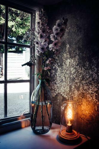 Hostal Bridgehouse