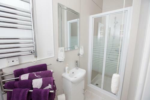 Hostal Chrialdon House