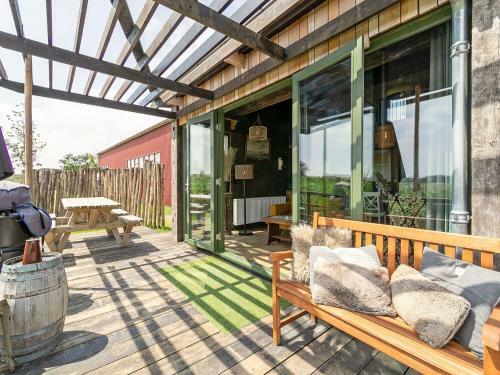 Quaint Bungalow In Callantsoog With Garden