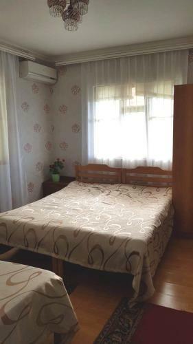 Hostal Guest House "ochagh"