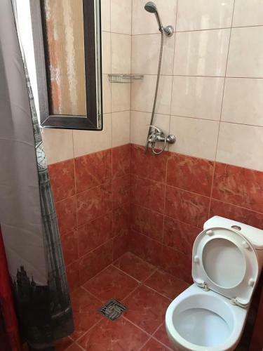 Hostal White House