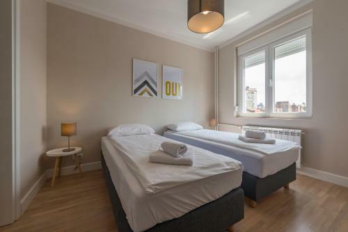 Urban Zen With View - City Break Apartments