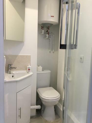 Av Apartment