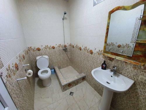 Hostal Guesthouse Kurdiani In Mestia