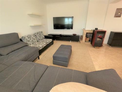 Apartamento Sintra, T3 Duplex With Magnificent Views And Balcony