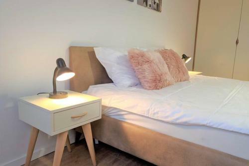 Lina - Prn, City Park Apartment