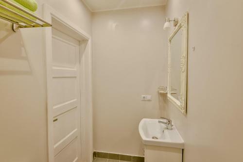 Hostal Suites By Riga Old Town