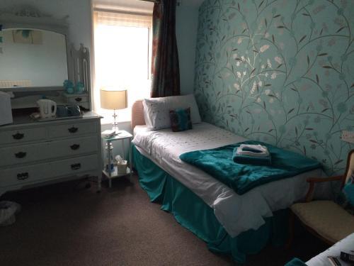 Bed & Breakfast Number 42