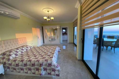 Super Luxury Villa With 5bedroom,pool And Jacuzzi