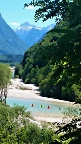 Apartamentos Holiday Home Julian Alps