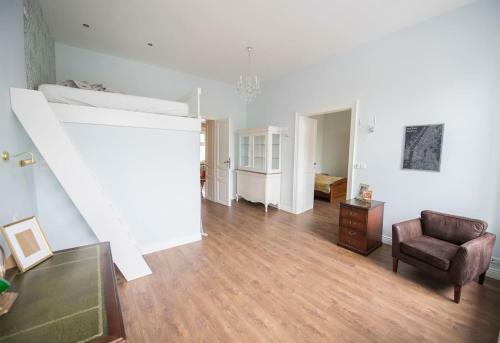 Luxury Gorgeous Newly Refurbished Apartment - Historic Centre