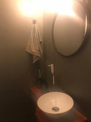 Apartamento Casa Berlim - Charmosa E Equipada, 2 Qto, 5 Min Centro