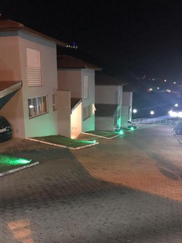 Apartamento Casa Berlim - Charmosa E Equipada, 2 Qto, 5 Min Centro