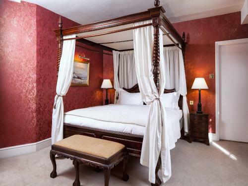 Hotel The Angel Posting House & Livery