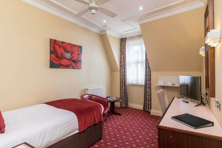 Cosmopolitan Hotel