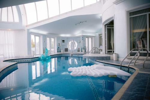 Villa Fru?ka Gora Klub Krsta?ice