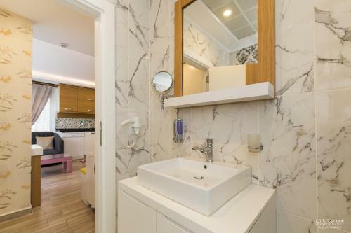 Apartamento �nalo?lu Suites