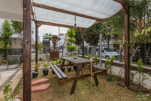 Apartamento �nalo?lu Suites