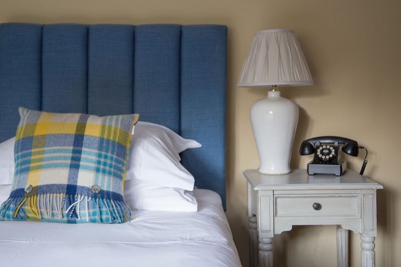 Hostal King John Inn