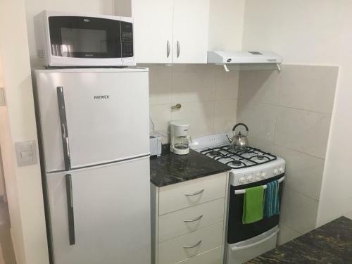 Apartamento Edificio Nikemen, Moderno Dpto Con Patio Y Cochera Cubierta