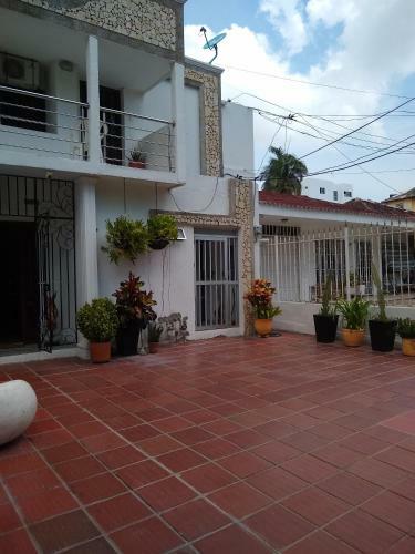 Apartaestudio El Lugar Ideal Cra. 62 #74-143.