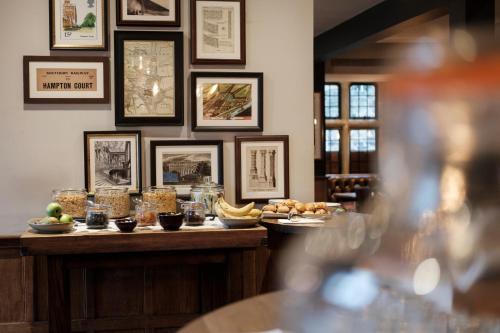 The White Hart Hotel