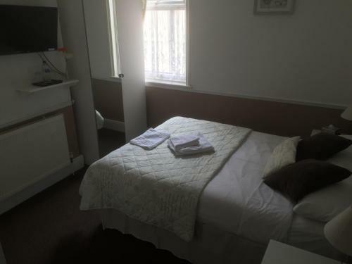 Hostal Andora Guest House