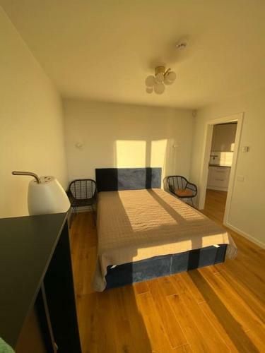 Sun Kiss / Apartament By The Sea