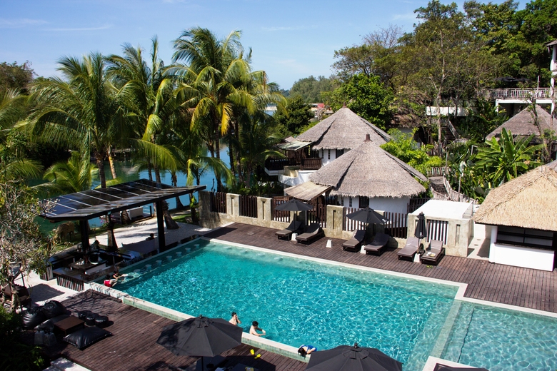 Hotel Aana Resort N Spa