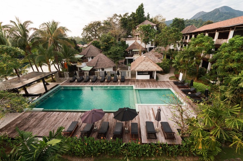 Hotel Aana Resort N Spa