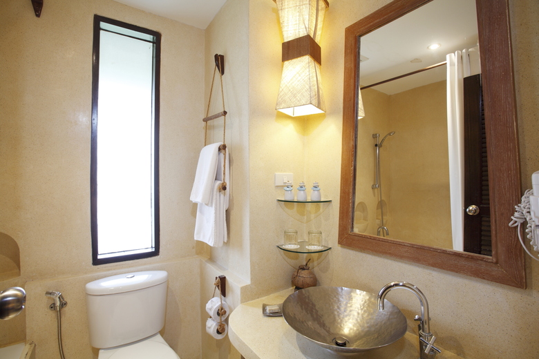 Hotel Aana Resort N Spa