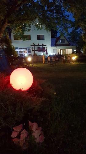 Hostal Lis House