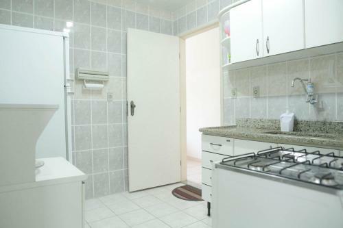 �timo Apartamento Na Praia Dos Castelhanos Com Wi-fi