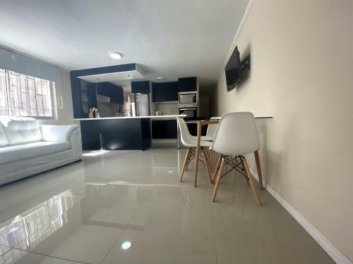 Apartamento Departamento Primer Piso Cercano A Alameda