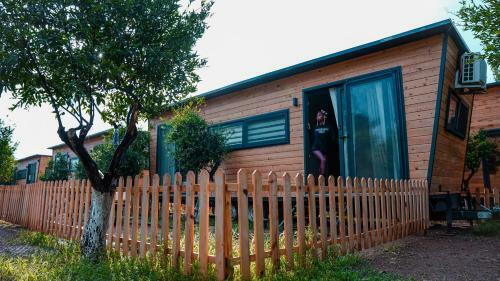Bed & Breakfast Gaia Tiny Houses Butik Hotel