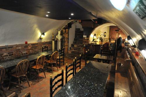 Hotel The Greyhound Coaching Inn