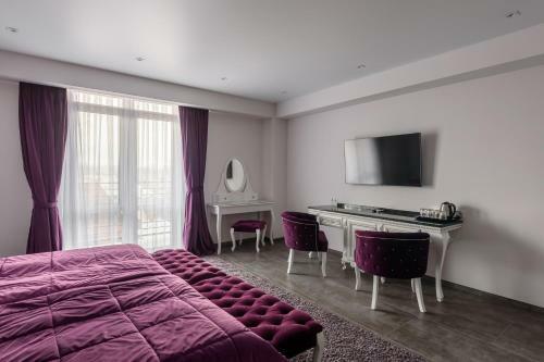 Hotel Grand Royal