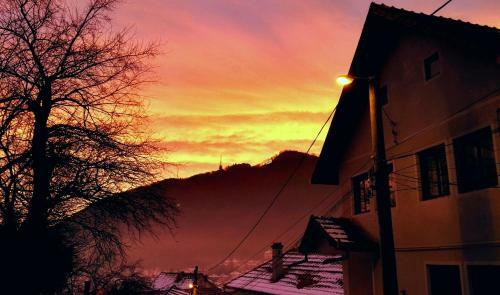 Hostal Vila Paul Best Paronamic View Over Medieval Historical Centre Brasov