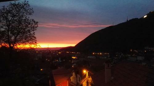 Hostal Vila Paul Best Paronamic View Over Medieval Historical Centre Brasov