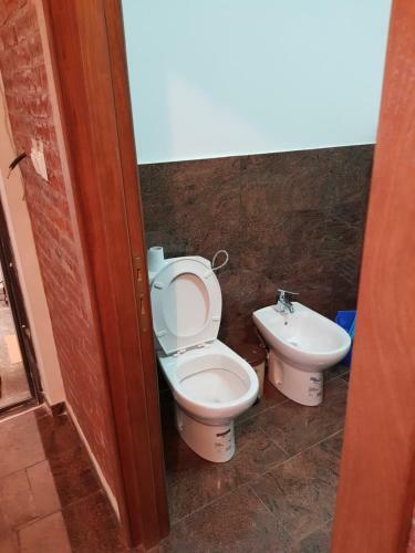 Hostal Casa Adi??